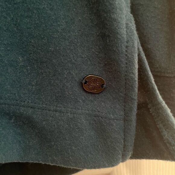 GAIAM Hooded Sweatshirt - Picture 5 of 9